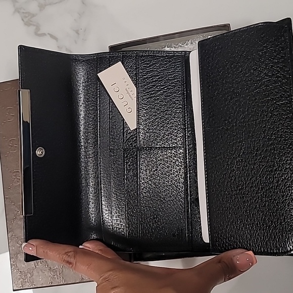 Gucci trifold wallet - Picture 3 of 4